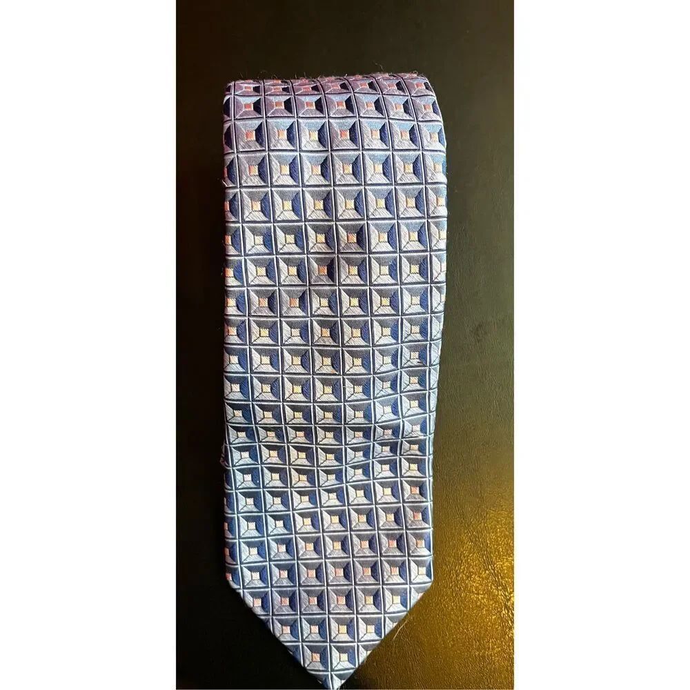 Ike Behar tie